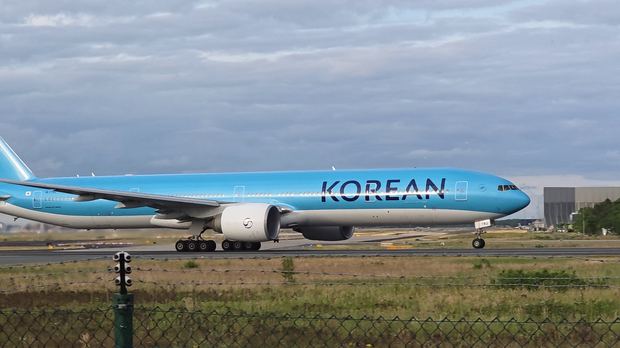 Korean Air Boeing 777 at Frankfurt Airport